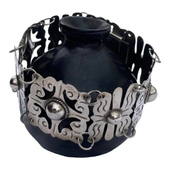 Vintage Mexican Sterling Silver Large 8 Glyph Panel Link Bracelet - Picture 7 of 11